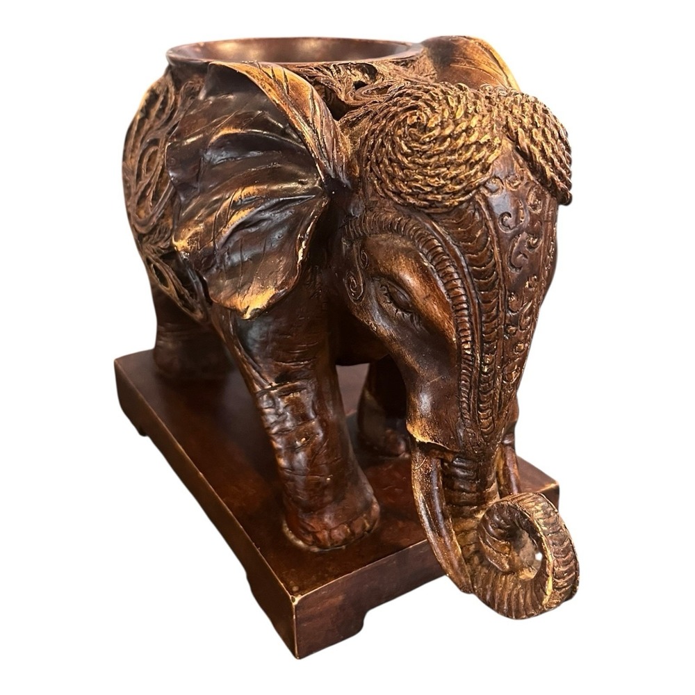 Detailed Elephant Sculpture on Base Dark Wood Tone Pot Holder